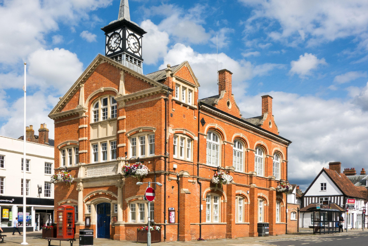 thame town hall 749 x 500